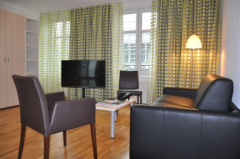 Residence Apartments By Hotel Du Commerce Basilea Exterior foto