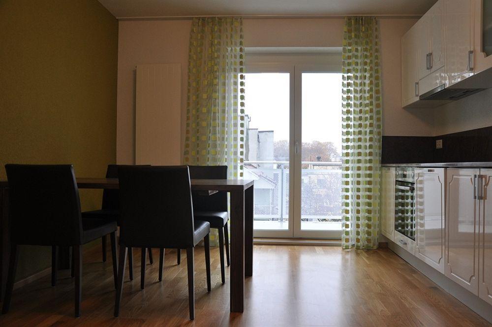 Residence Apartments By Hotel Du Commerce Basilea Exterior foto